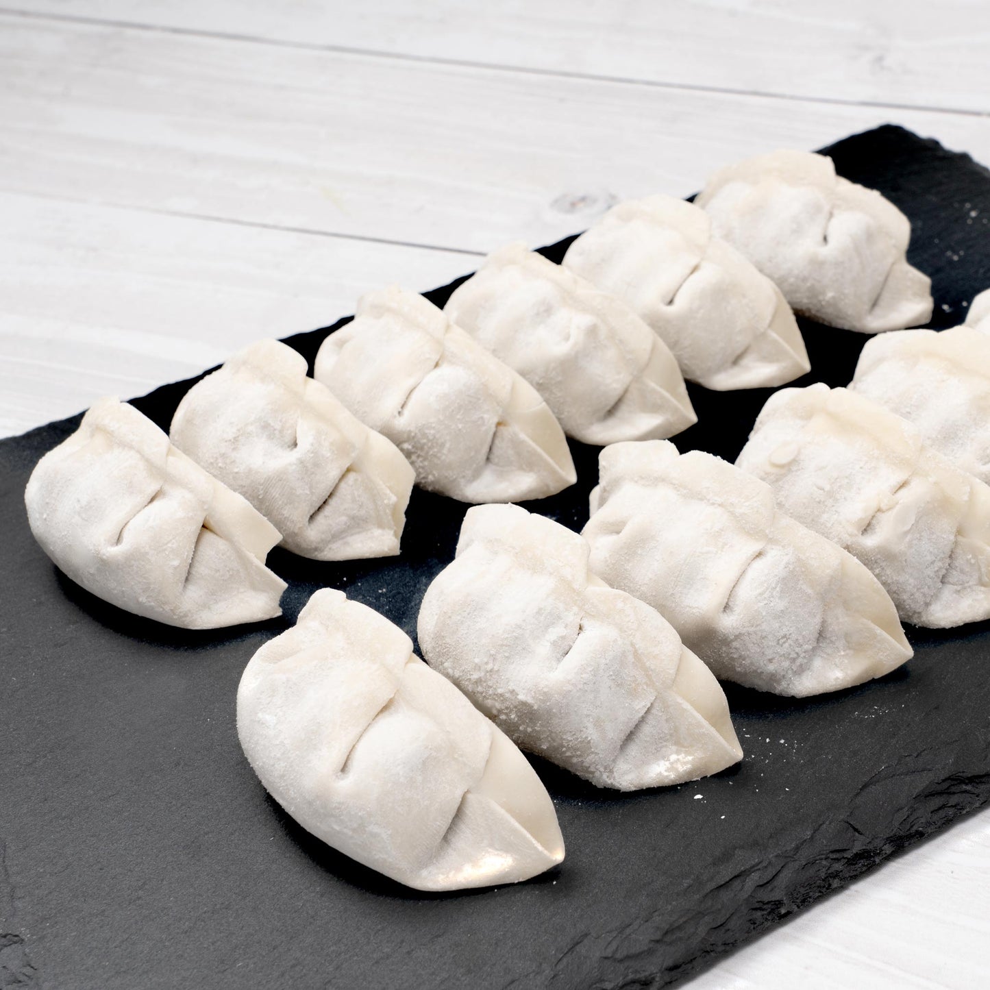 【更に美味しくなった】熟成黒みそ肉うまっ!餃子(20個・40個・80個)|(税込・送料無料)※一部地域追加送料あり