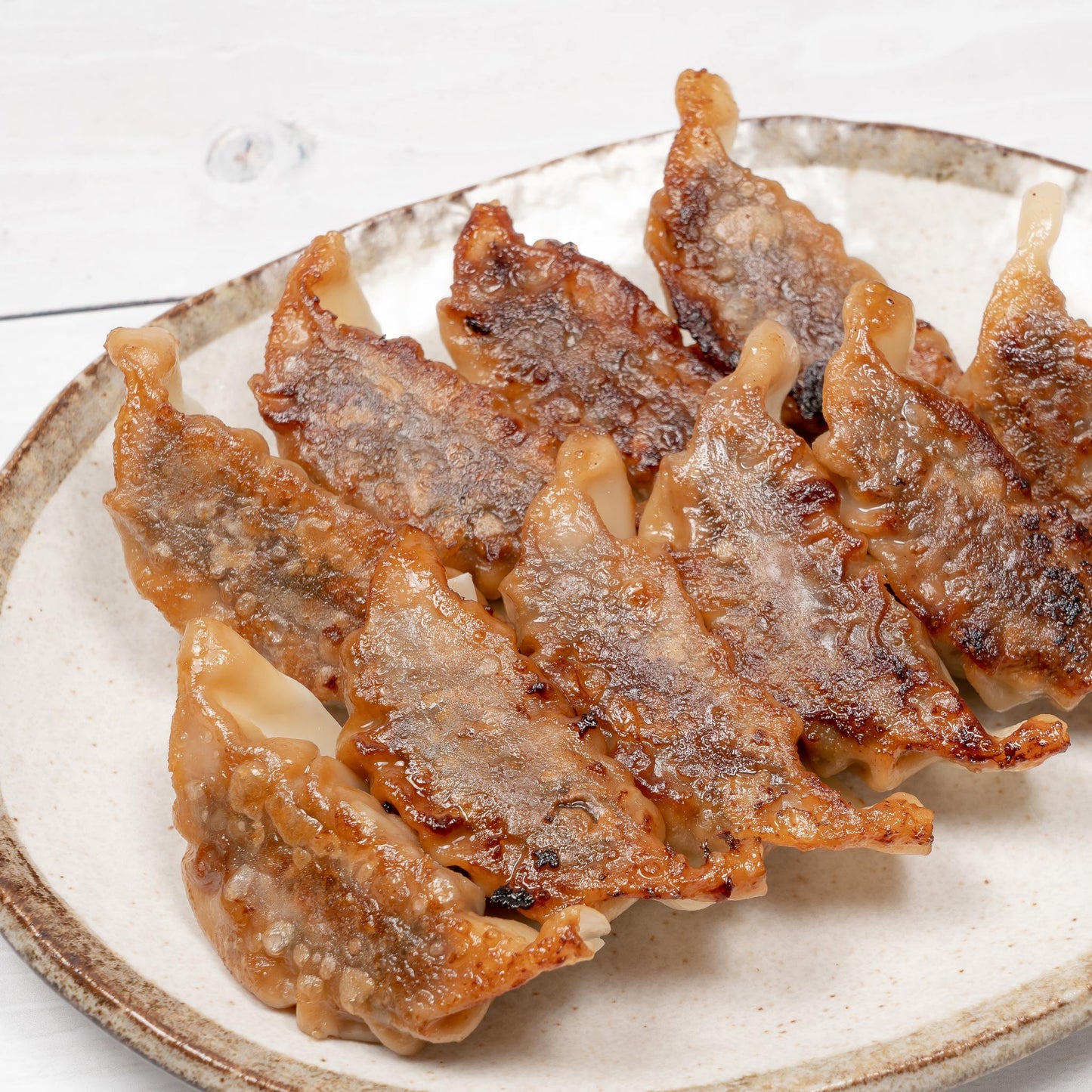 【更に美味しくなった】熟成黒みそ肉うまっ!餃子(20個・40個・80個)|(税込・送料無料)※一部地域追加送料あり