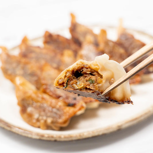 【更に美味しくなった】熟成黒みそ肉うまっ!餃子(20個・40個・80個)|(税込・送料無料)※一部地域追加送料あり